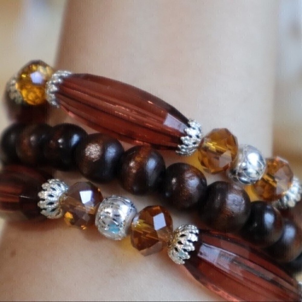 Bundle of Stretch Brown Bracelets - Picture 5 of 6